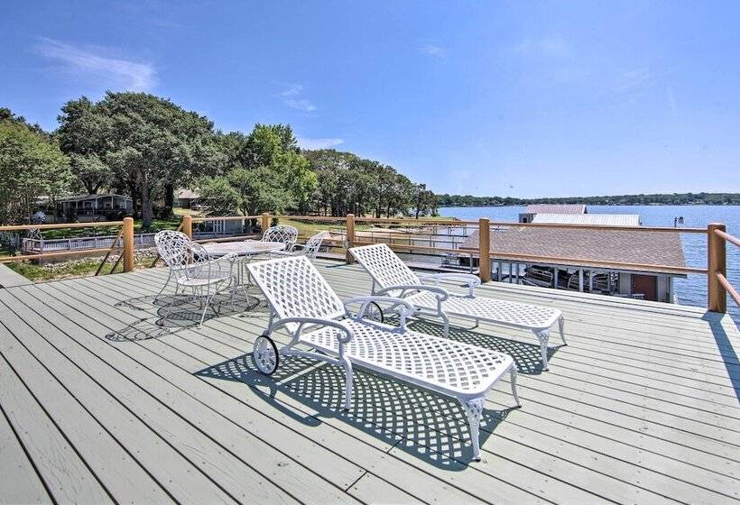 Lakefront Mabank Gem W/ Sunset Views: Pets Welcome
