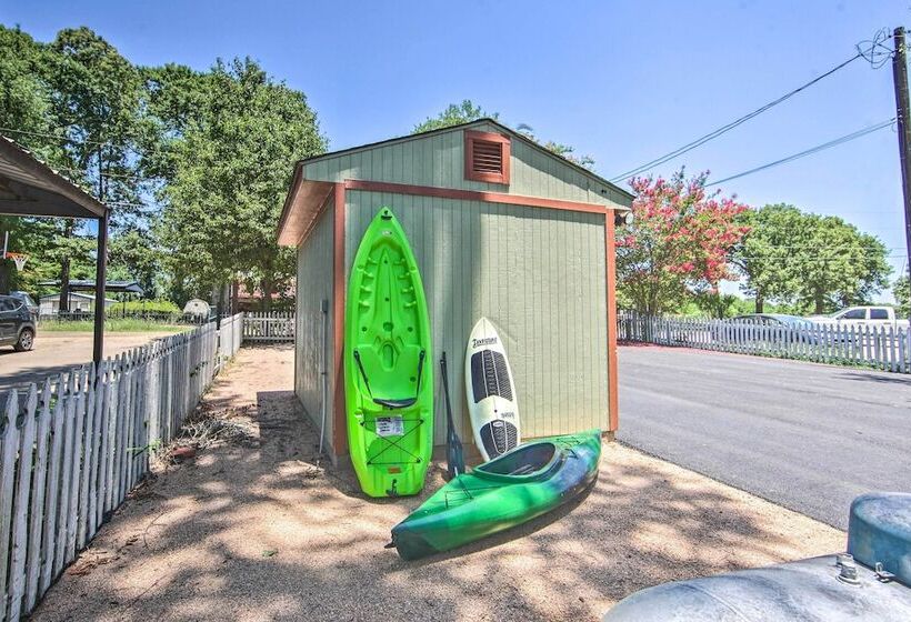 Lakefront Mabank Gem W/ Sunset Views: Pets Welcome