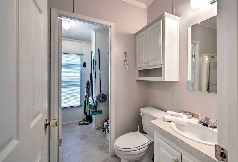 Lakefront Mabank Gem W/ Sunset Views: Pets Welcome