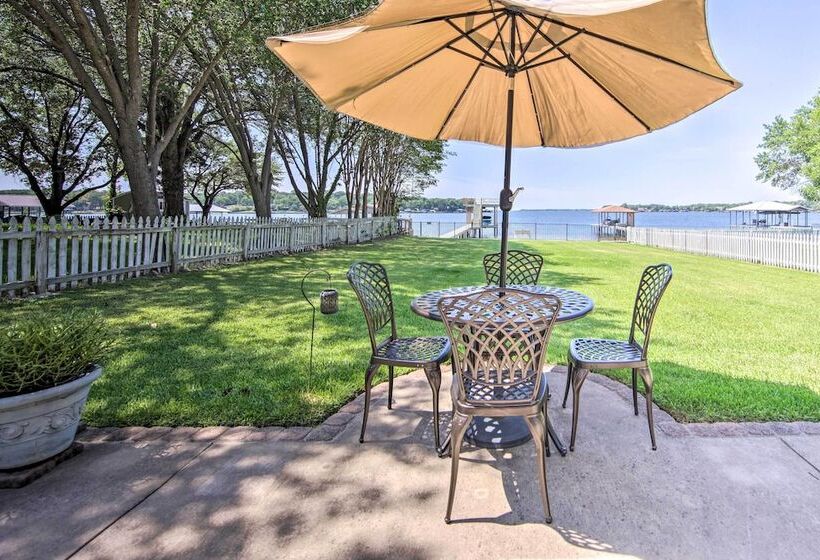 Lakefront Mabank Gem W/ Sunset Views: Pets Welcome