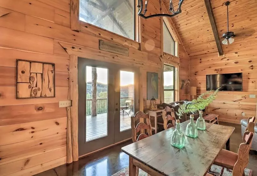 Mountain View Hideaway W/ Outdoor Fireplace!
