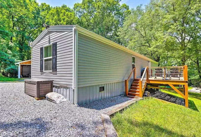On Lake Time  Lake Chatuge Hideaway W/ Deck!
