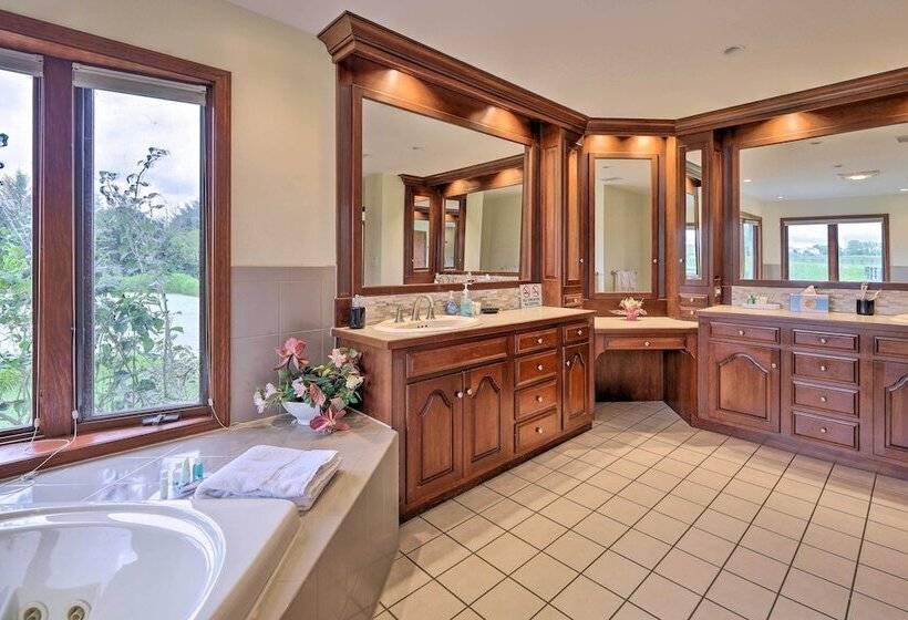 Peaceful Lebanon Farmhouse/ranch W/ Pool!