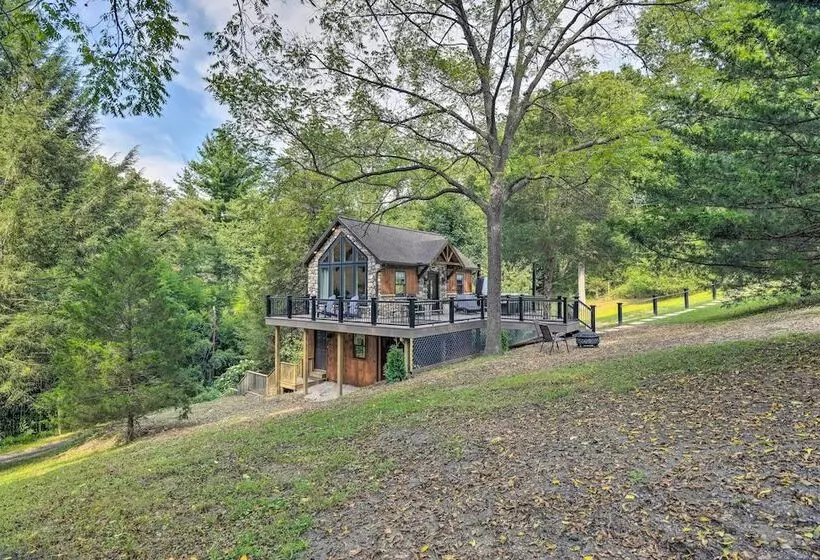 Pet Friendly Delta Cabin W/ Private Hot Tub!