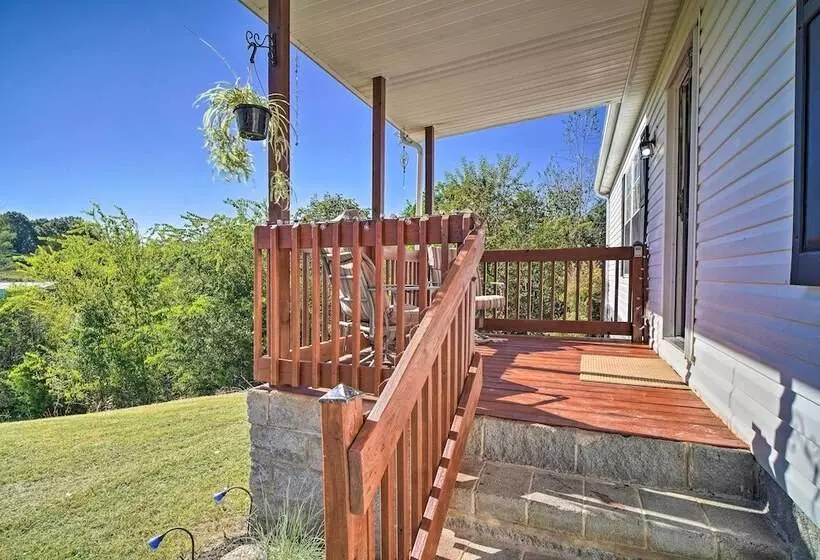 Private Yard & Fire Pit: Pet Friendly Midway Abode