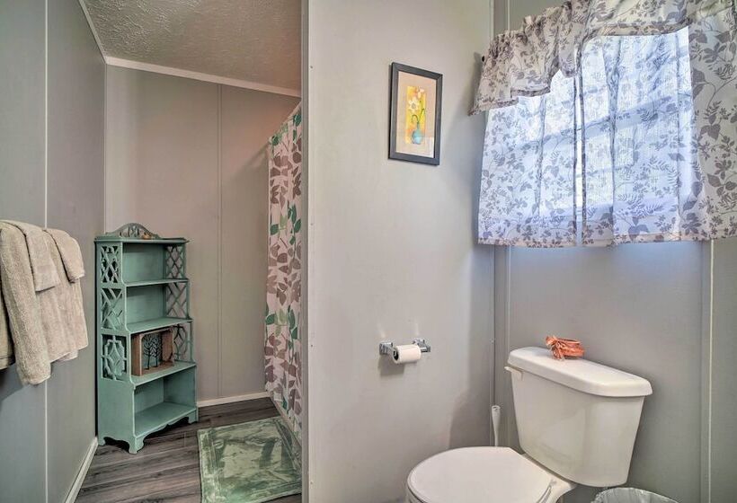 Private Yard & Fire Pit: Pet Friendly Midway Abode