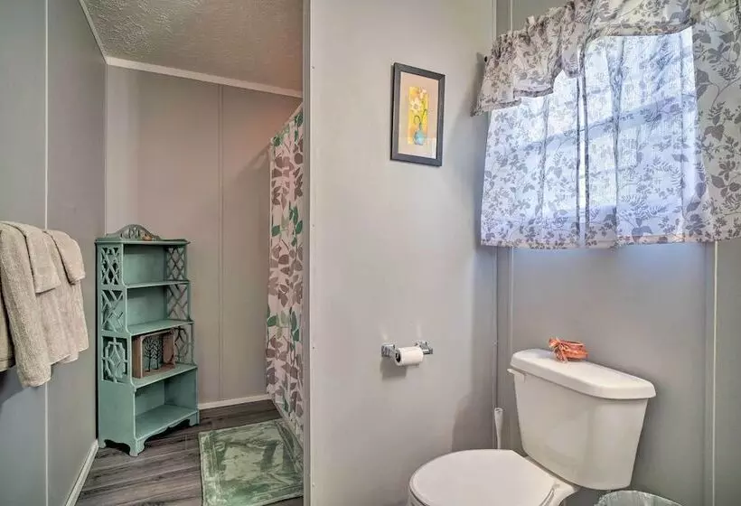 Private Yard & Fire Pit: Pet Friendly Midway Abode