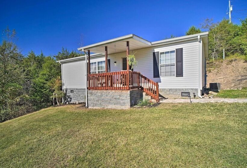 Private Yard & Fire Pit: Pet Friendly Midway Abode