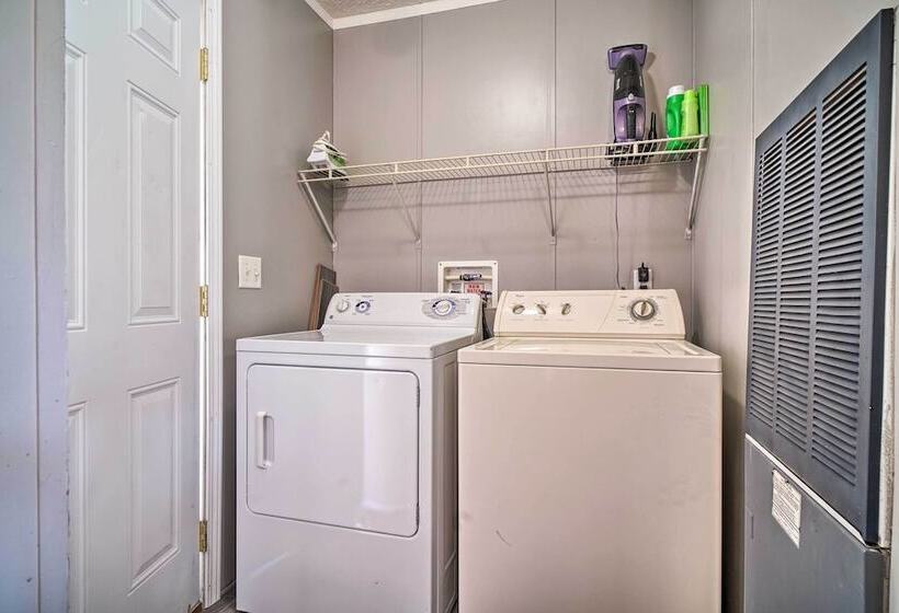 Private Yard & Fire Pit: Pet Friendly Midway Abode