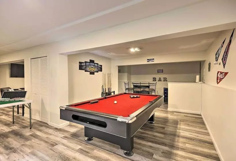 Hot Tub + Games: Home Near Tobyhanna State Park