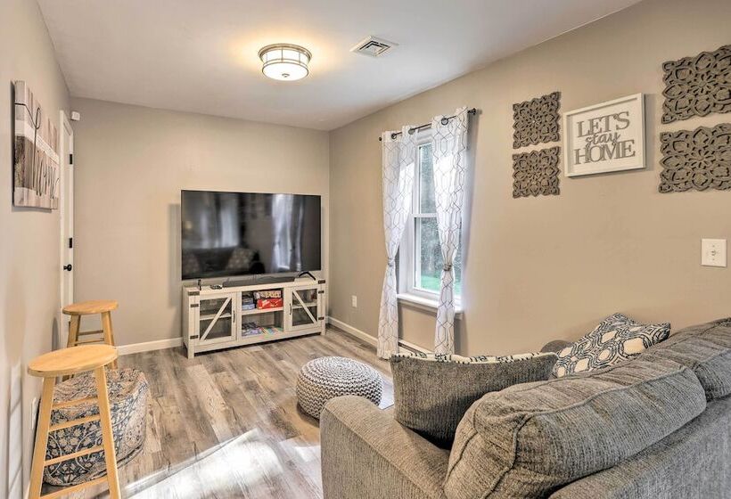 Hot Tub + Games: Home Near Tobyhanna State Park