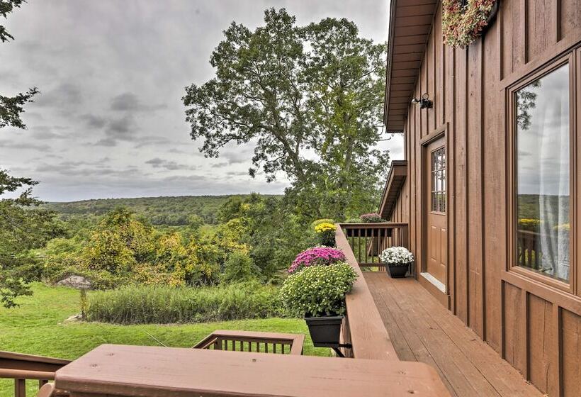 Private Guest House W/ Deck + Spectacular Views!
