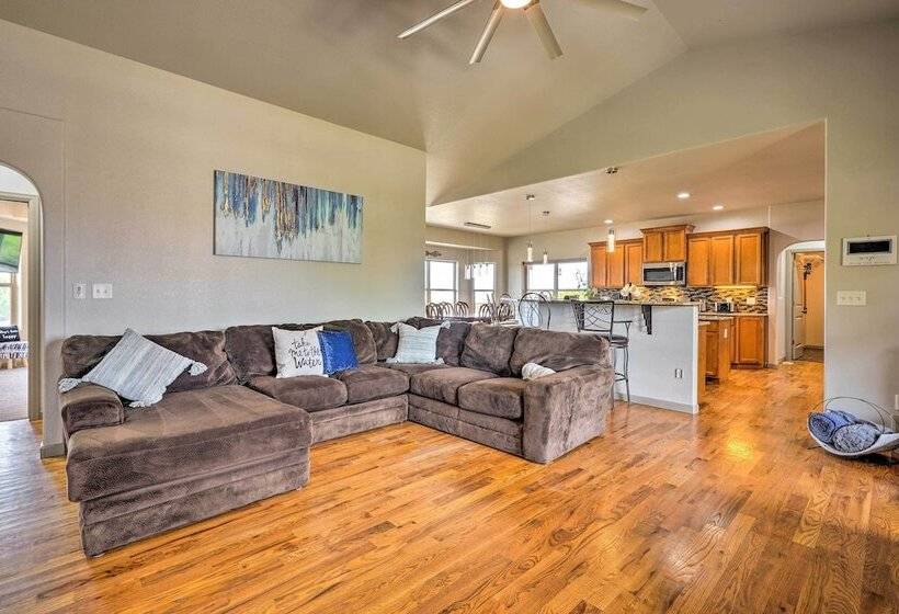 Pueblo West Home   Full Deck & Near Reservoir