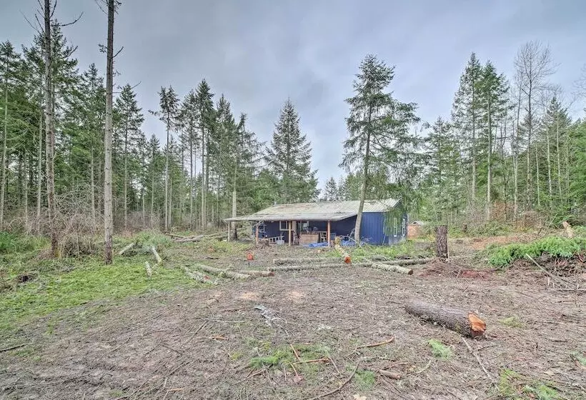 Quaint, Cozy Outdoor Retreat Near Mt Rainier!