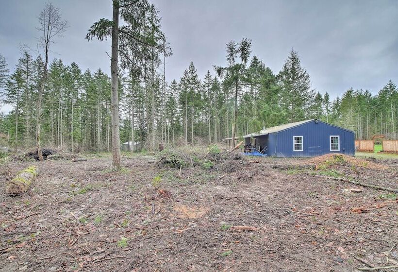 Quaint, Cozy Outdoor Retreat Near Mt Rainier!
