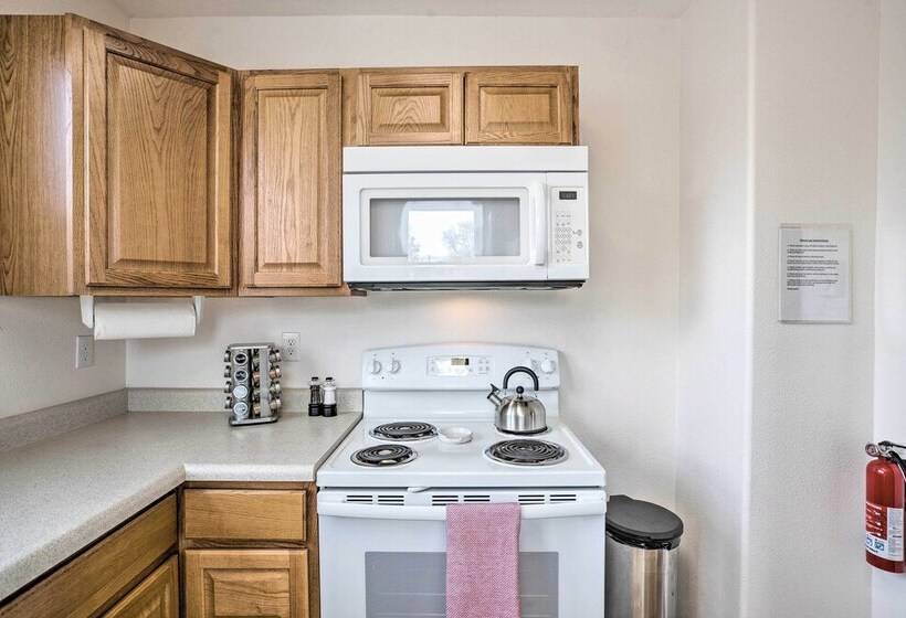 Quaint Montrose Cottage < 1 Mi To Main Street