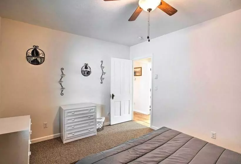 Quaint Montrose Cottage < 1 Mi To Main Street