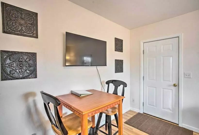 Quaint Montrose Cottage < 1 Mi To Main Street