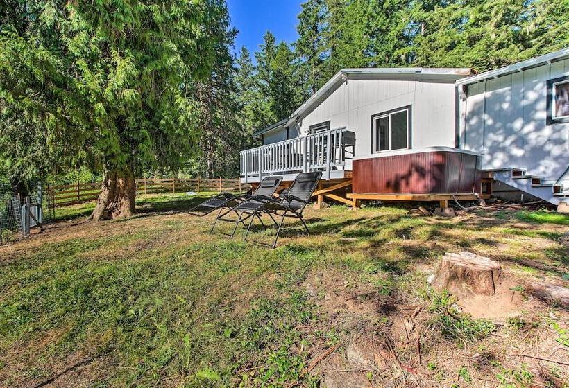 Dorena Home W/ Hot Tub & Game Room!