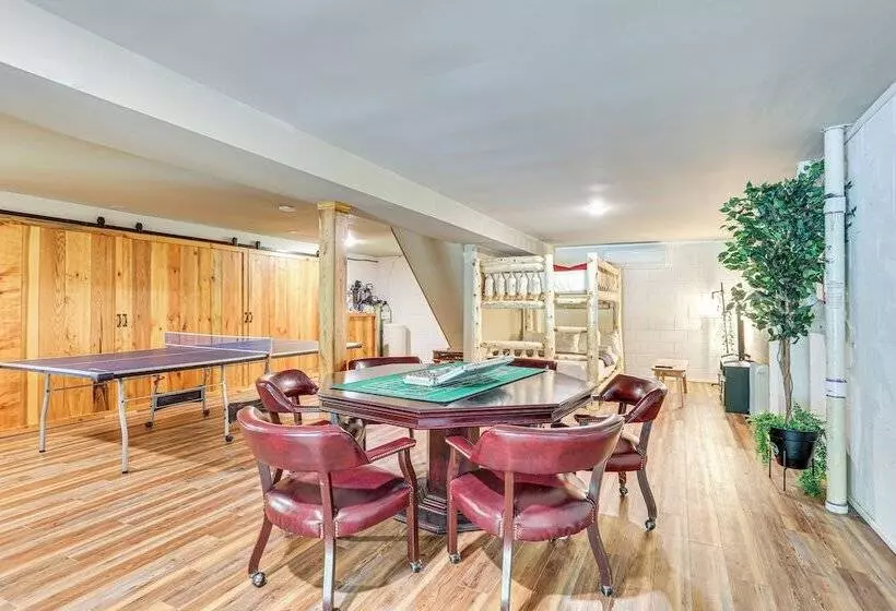 Secluded Cabin W/ Boats, <6 Mi To Jenny Jump!