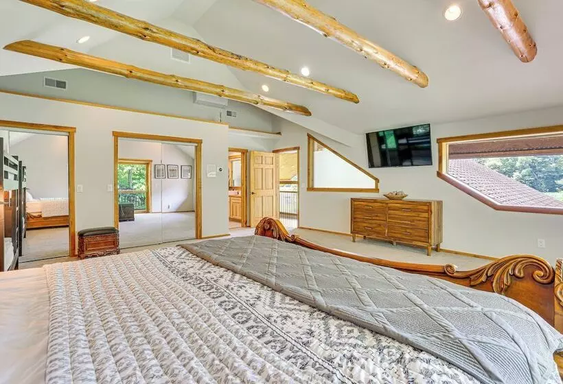 Secluded Cabin W/ Boats, <6 Mi To Jenny Jump!