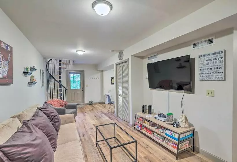 Serenity  Waynesville Home W/ Deck & Fire Pit!
