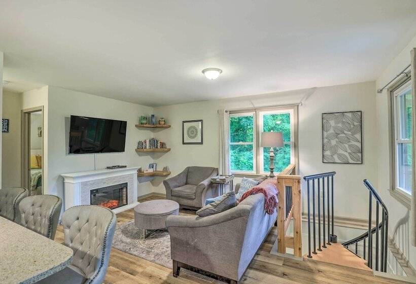 Serenity  Waynesville Home W/ Deck & Fire Pit!