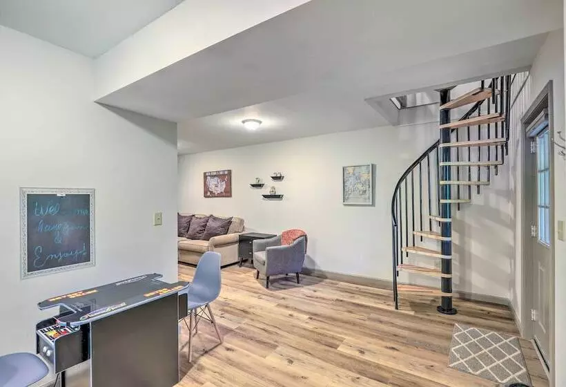 Serenity  Waynesville Home W/ Deck & Fire Pit!