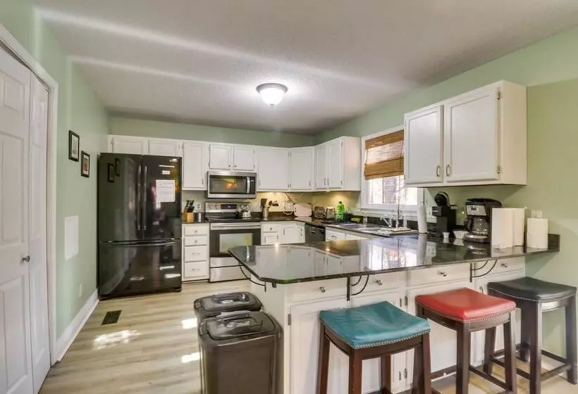 Spacious Family Home W/ Deck At Massanutten Resort