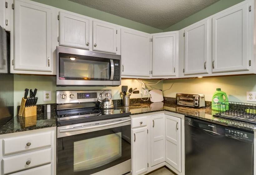 Spacious Family Home W/ Deck At Massanutten Resort