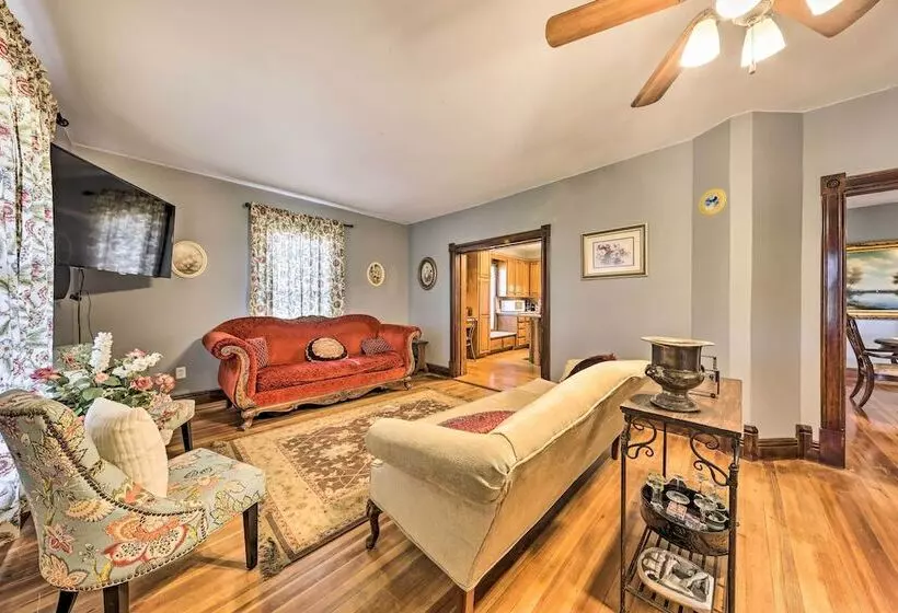 The Farm House  W/ Deck & Historic Charm!