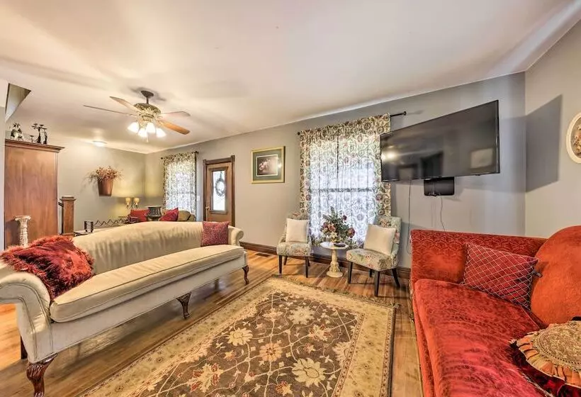 The Farm House  W/ Deck & Historic Charm!