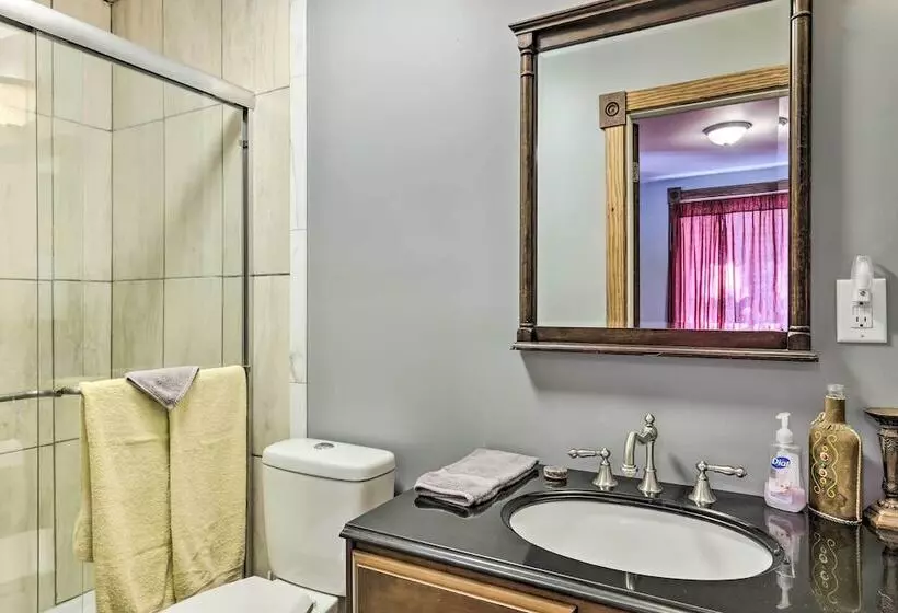 The Farm House  W/ Deck & Historic Charm!