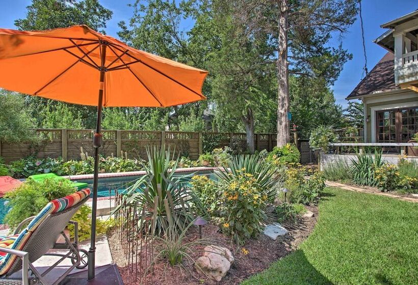 Historic Fort Worth Cottage W/ Shared Pool!
