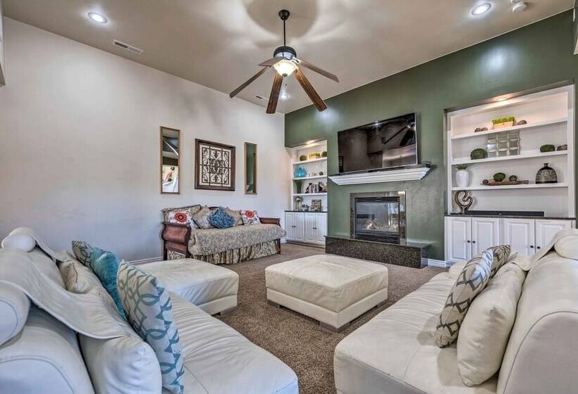 Utah Retreat W/ Heated Pool, Grill & Fire Pit!