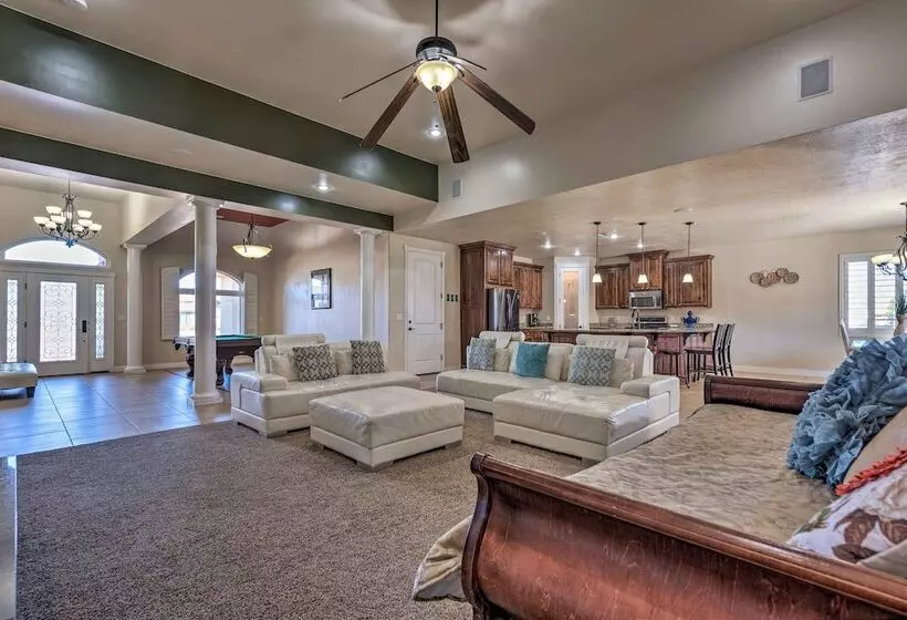 Utah Retreat W/ Heated Pool, Grill & Fire Pit!