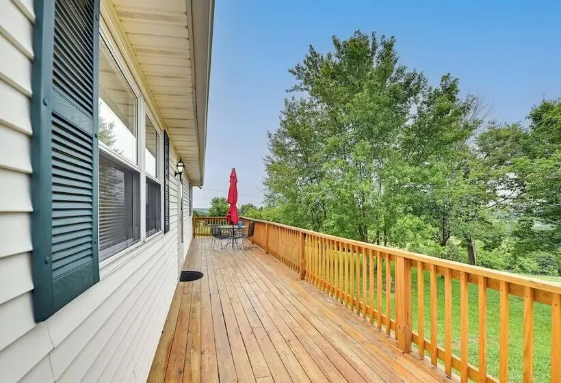 Welcoming Kentucky Home W/ Sprawling Views!