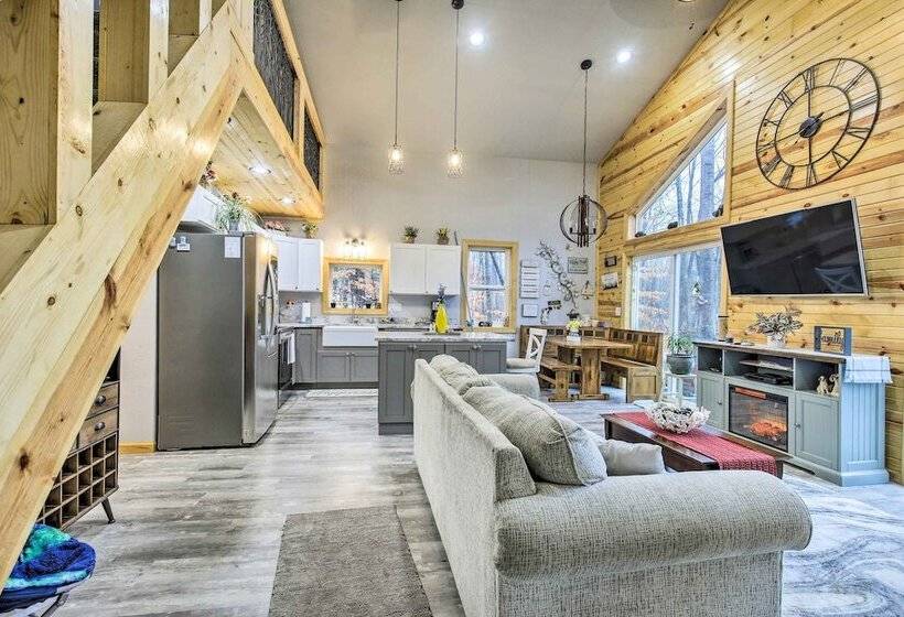 Welcoming Townsend Cabin: Hike, Fish & Relax!