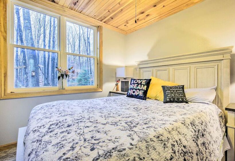 Welcoming Townsend Cabin: Hike, Fish & Relax!