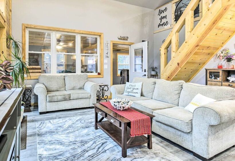 Welcoming Townsend Cabin: Hike, Fish & Relax!