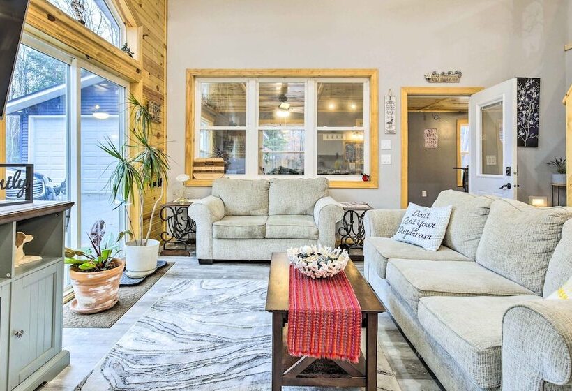 Welcoming Townsend Cabin: Hike, Fish & Relax!