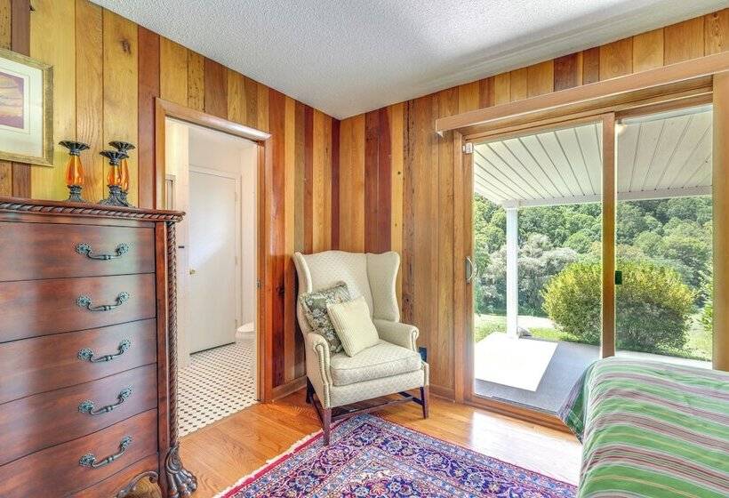 Farmhouse W/ Trout Stream + Views In Bakersville!