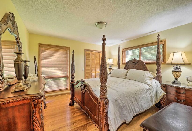 Farmhouse W/ Trout Stream + Views In Bakersville!