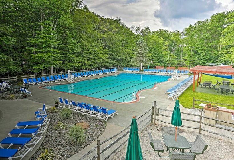 Big Bass Lake Home W/ Deck, Furnished Sunroom