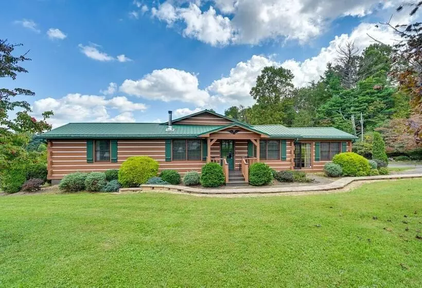 Blue Ridge Parkway House W/ Mountain Scenery!