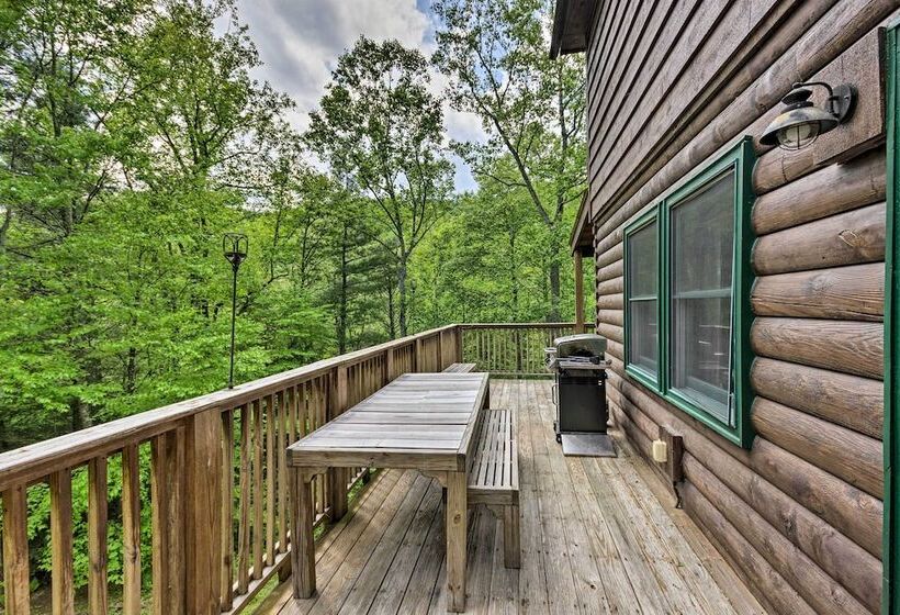 Cabin On 22 Acres W/ Patio 3 Mi To Blowing Rock!