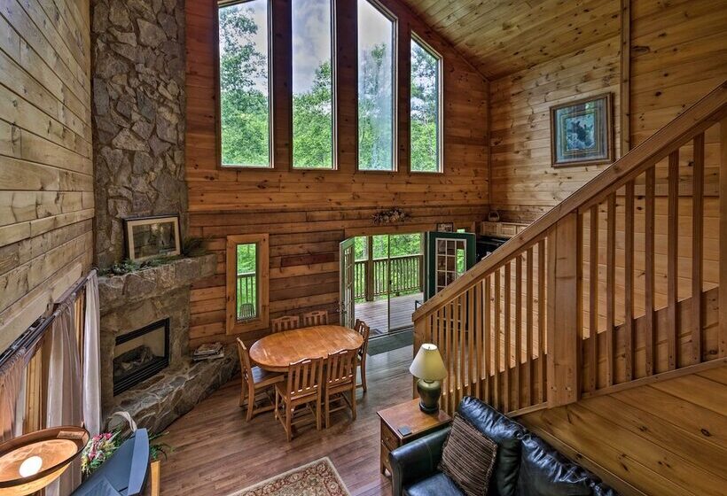 Cabin On 22 Acres W/ Patio 3 Mi To Blowing Rock!