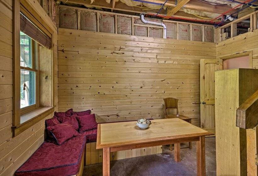 Cabin On 22 Acres W/ Patio 3 Mi To Blowing Rock!