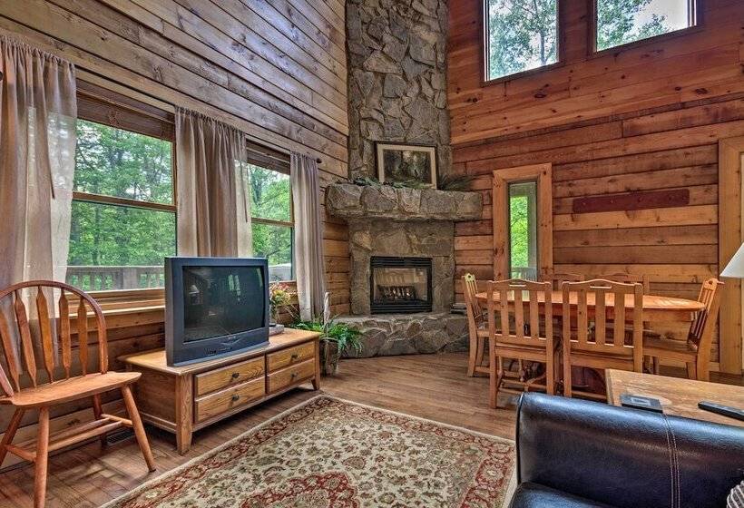 Cabin On 22 Acres W/ Patio 3 Mi To Blowing Rock!