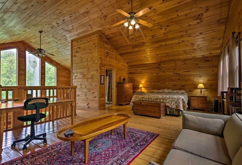 Cabin On 22 Acres W/ Patio 3 Mi To Blowing Rock!
